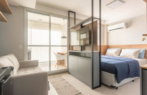 Studio Decorado Moderno ao lado Metrô Giovanni com Varanda - Acomoda até 4 pessoas - Foto 1