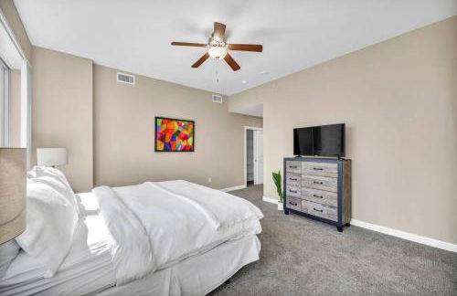 21st Floor Penthouse | Amazing Views of Downtown! - Photo 1