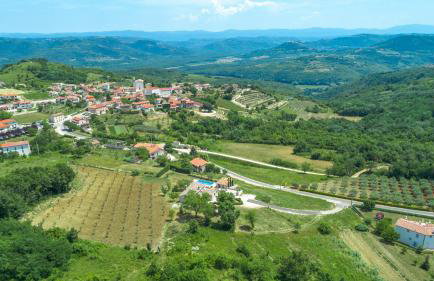 Unique Villa Bošket with Pool and Jacuzzi surrounded by Nature - Foto 33