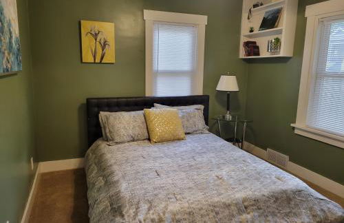 160inch Home Movie Theater- Great for movie night! - Foto 7