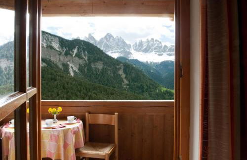 Chalet in Funes Valley with Dolomites Views - Foto 15