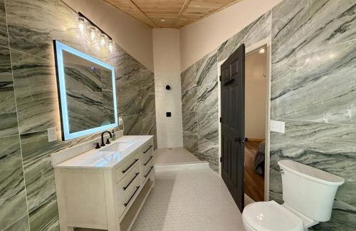 Stunning Lakefront Treehouse! Must book! - Foto 18