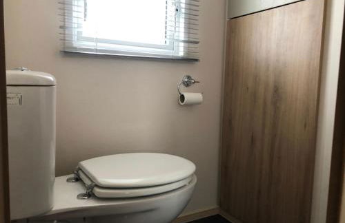 Excellent Caravan 2 Bedrooms Sleeps 6 - Foto 21