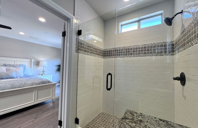 Stunning 8 bedroom 6 bathroom Pool Home - Foto 27