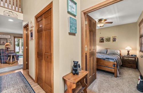 Family-Friendly 5BR House by the Lake - Foto 14