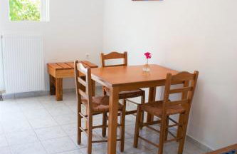 Elena's Family Apartments - Photo 8