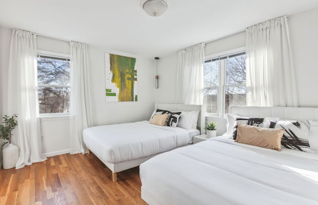 Luxury NY Home with Free Parking - Foto 13