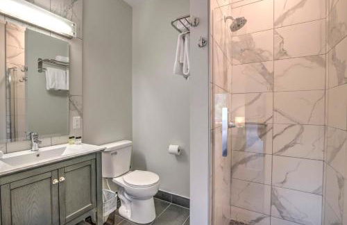 Amazing Spacious Home in AA Steps to Big House - Foto 19