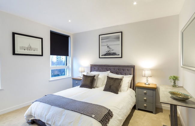 2 Bed Property Close to Heathrow Airport - Foto 9