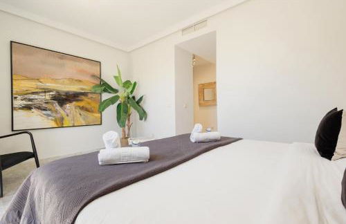 Townhouse in first line beach, Bahia de Marbella, Marbella - Photo 13