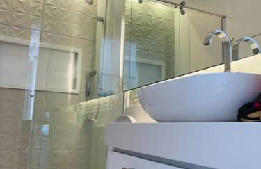 Cobertura Estilosa com Vista Linda e Privacidade - Foto 25