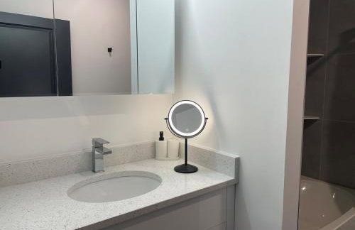 Luxurious and Spacious Apt with Parking 20 min to NYC - Foto 2