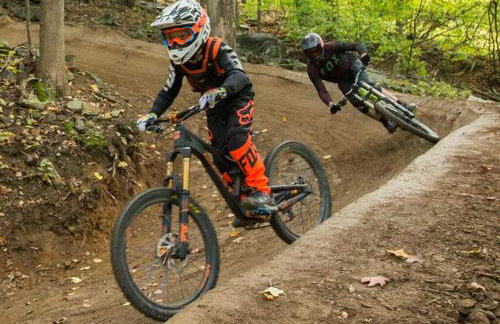 Private 10 guest Getaway Fire-Pit Golf Hike Ski Spa - Foto 22