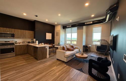 NYC View, Free Parking, 2bath - Foto 1