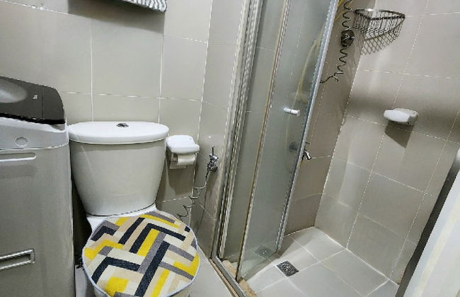 High-Tech Studio at Grass Residences -2 persons only, Quezon City - Foto 35