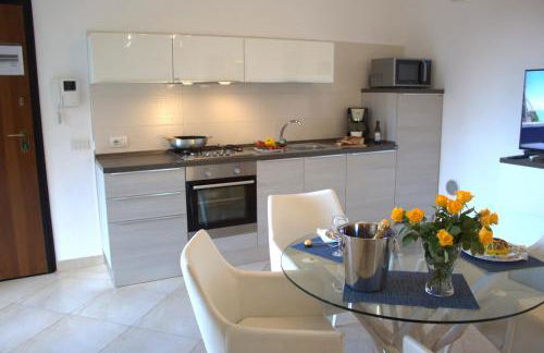 Mediterranean Apartment Pool & Parking - Foto 17