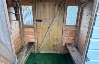 The Telephone exchange very quaint hot tub stay - Foto 15