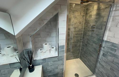 Beautifully Presented 3BR Luxury Apartment - Pass the Keys - Foto 21