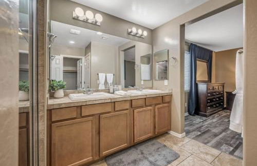 Entire Home in Avondale Arizona, 3BR & 2.5BR - Foto 37