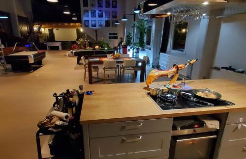 Stunning Industrial Loft in a former Power Plant Schaltzentrale - Foto 27