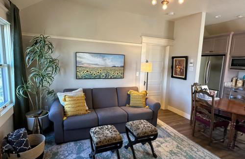 RedTail Inn - 3 Suites Sleeps up to 12 - Foto 9