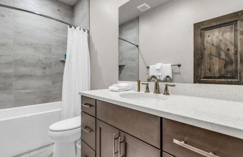 Black Rock Ridge Private Hot Tub & Views - Photo 30