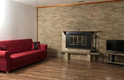 Private house with 4 bedrooms and 2 bathrooms, direct NYC Manhattan train only 10 minute walk away, MetLife Stadium FIFA World Cup 30 minutes away - Foto 1