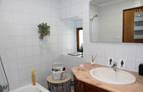 Casa familiar cerca de playa América - Foto 35