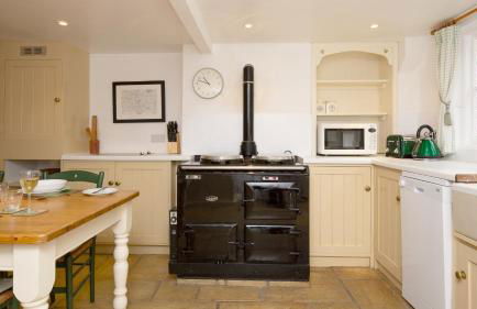 Mouse Manor - Photo 8