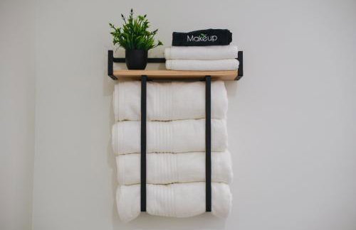 LUX Studio King Bed Free Parking Gym New - Foto 18