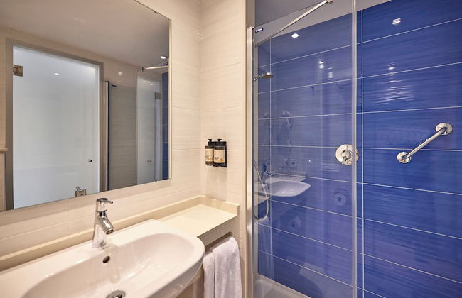 Universal Aparthotel Don Camilo - Photo 29