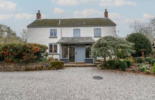 Tawny Cottage - Photo 1