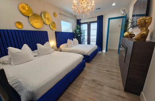 Houston's Downtown Bloom House - Spacious Floral Escape for Groups - Foto 7