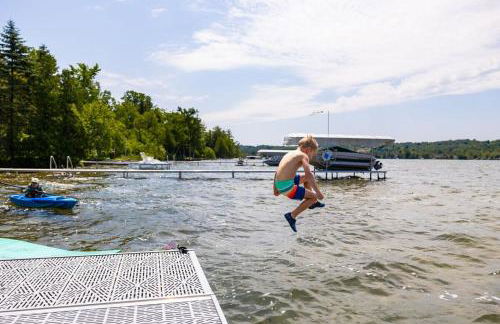 Camp Birch: Waterfront Home on Lake Leelanau - Foto 31