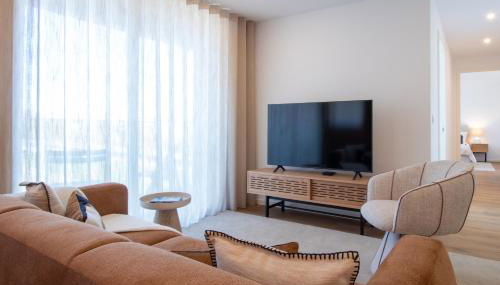 Stylish 2BR in Leça with AC by LovelyStay - Photo 2