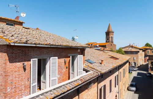 16th Century Townhouse, Large Garden Near Lake, Tuscany and Umbria - Sleeps 18 - Foto 48