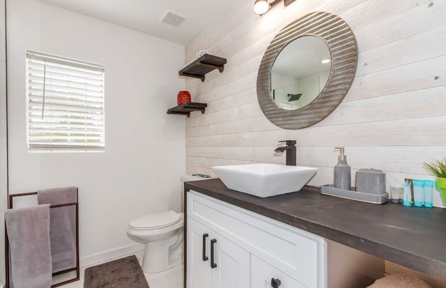 Sunburst Estate Htd Pool Putt Grn Sleeps 14 - Foto 32