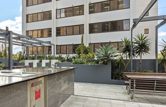 Oaks Brisbane on Felix Suites - Photo 62