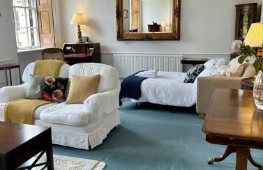 The Joseph - Exclusive Use - ROOM ONLY option - Photo 10