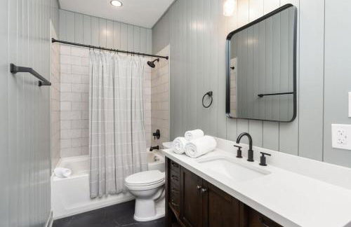 5 King Beds - Sleeps 18 - Game Room - Brew Trail - Foto 51