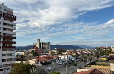Apartamento com vista para o mar no centro - Foto 16