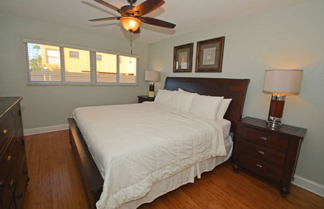 Westwinds Waterfront Resort - Foto 29