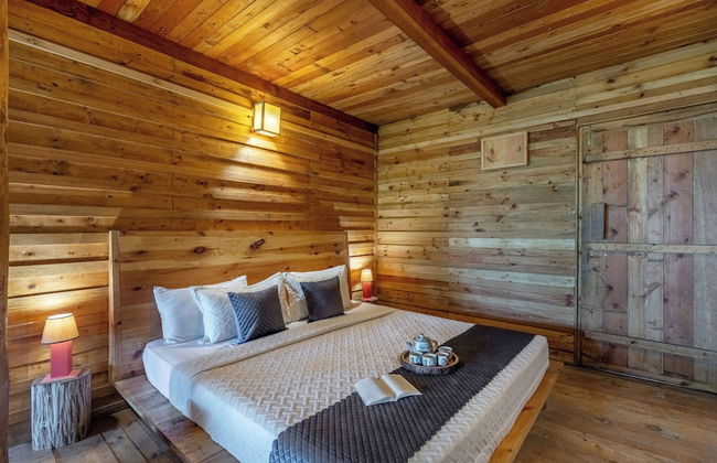 Alaya Stays Suro Woodbine Chalet Cottage - Foto 8