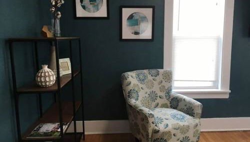 Center Midtown WalkUp - Photo 2