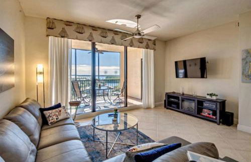 Vista Del Mar at Cape Harbour Marina, 10th Floor Luxury Condo, King Bed, Views! - Foto 38