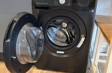 Bespoke 1 Bedroom Barn by Stansted Airport & Holiday Parking - Foto 13