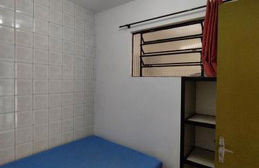 Seu Apto Centro 7 Excelente Local 5 Camas Até 6 Pessoas 2Q Ar Cond Geladeira Fogao TV Bem Simples Econômico - Foto 24