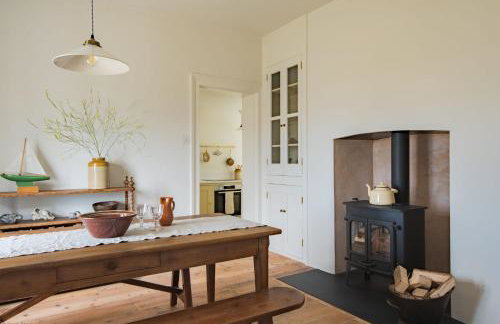 East Cottage by Bloom Stays - Photo 7