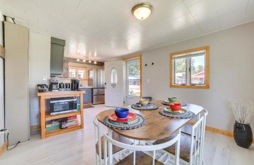 Houghton Lake Cottage with Patio Walk to Waterfront - Photo 10