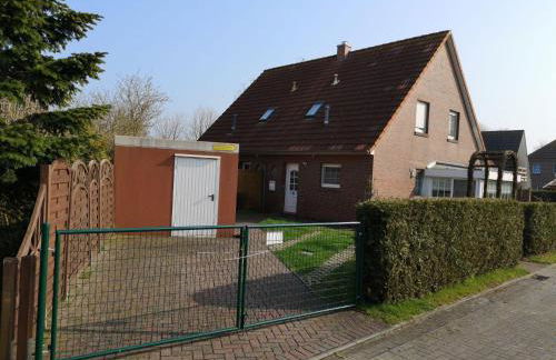 FH-Ostfrieslandtraum-mit-Wintergarten-und-eingezaeuntem-Grundstueck - Foto 3